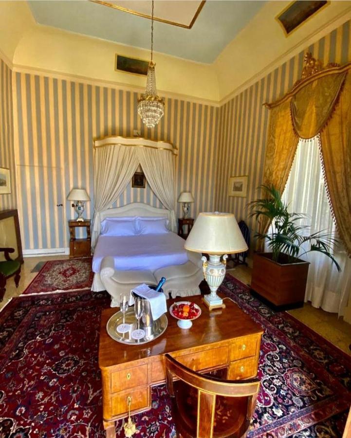 Palazzo Cherubini-Pools & Wellness รอสซาโน ภายนอก รูปภาพ