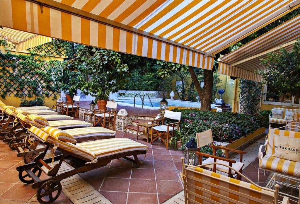 Palazzo Cherubini-Pools & Wellness รอสซาโน ภายนอก รูปภาพ