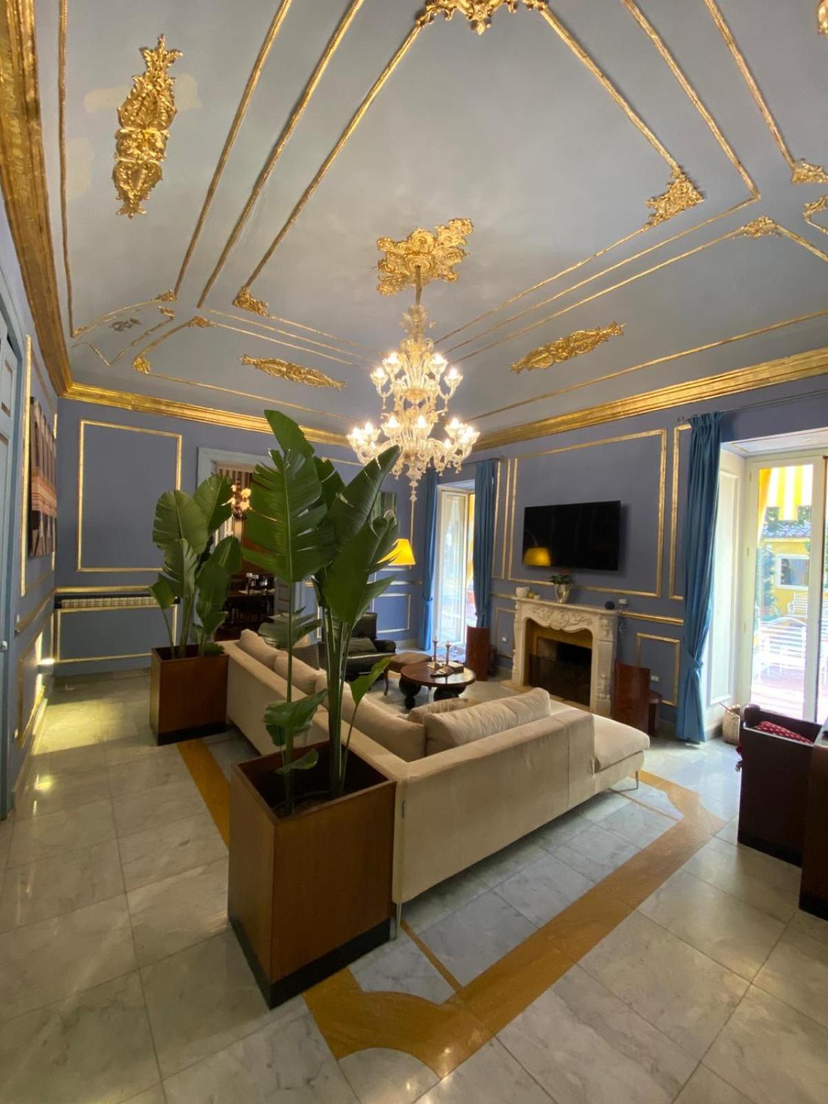 Palazzo Cherubini-Pools & Wellness รอสซาโน ภายนอก รูปภาพ