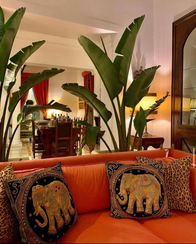 Palazzo Cherubini-Pools & Wellness รอสซาโน ภายนอก รูปภาพ