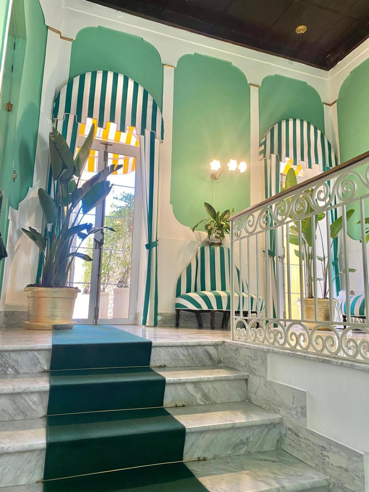 Palazzo Cherubini-Pools & Wellness รอสซาโน ภายนอก รูปภาพ